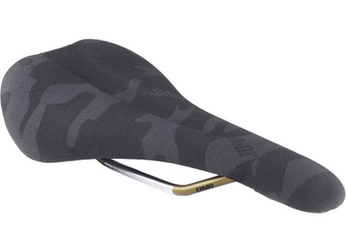 DMR OiOi Saddle Black Camo