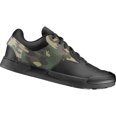 Giant Shuttle Camo Flat Shoes