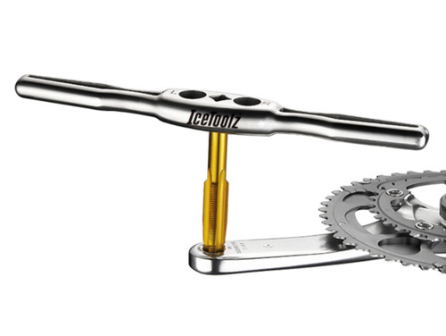 IceToolz E521 Stripped Pedal Threads Repair Kit
