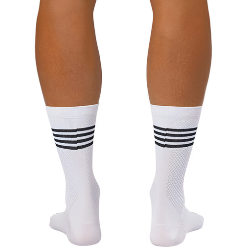 The Vandal Performance Socks White