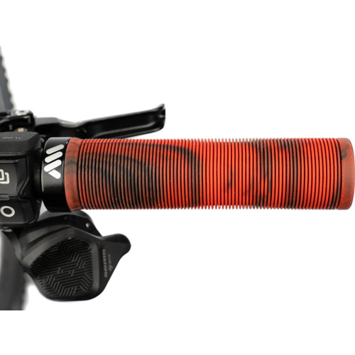 All Mountain Style Barcode Grips - Red Camo