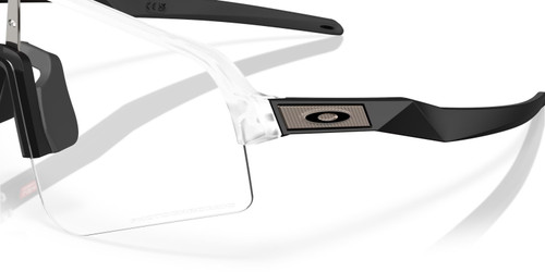Oakley Sutro Lite Sweep Clear W/ Photochromic Lens