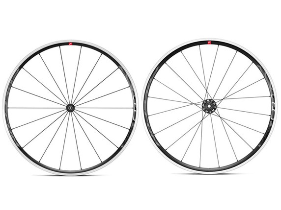 Fulcrum Racing 6 Clincher Shimano Wheelset