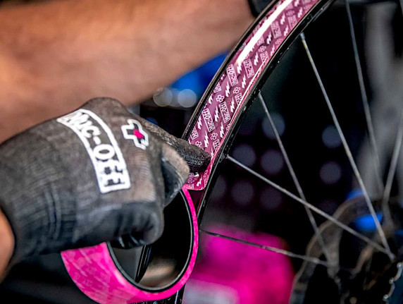 Muc-Off Tubeless Rim Tape 10m x 25mm Roll