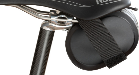 Arundel Medio Saddle Bag Black