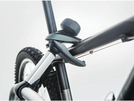 Yakima JustClick2 Two-Bike Towball Mounted Carrier Silver/Black
