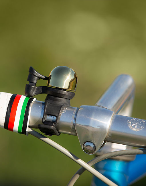 Arundel Clarabell Bell Gold Small