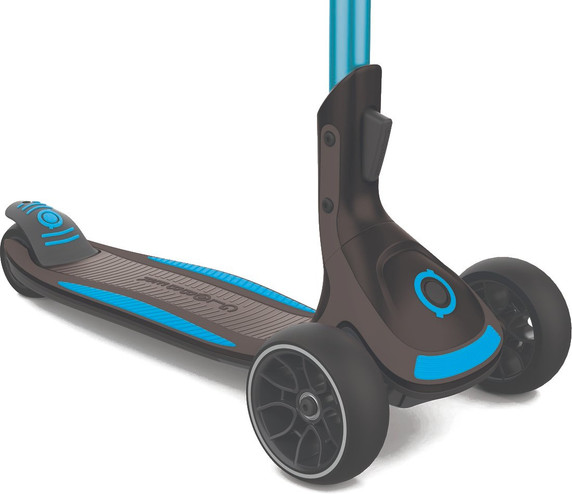 Globber ULTIMUM Scooter