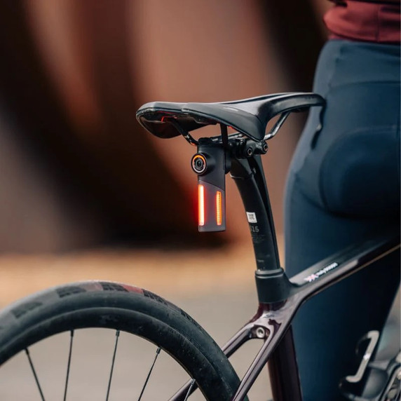 Magic Shine SeeMee DV 30 Lumen Cycling Rear Light + Camera Black