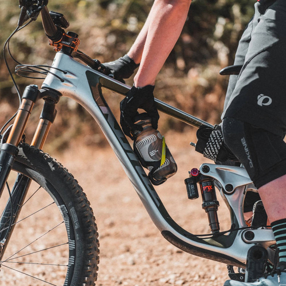 Lezyne Matrix Team Bottle Cage Black