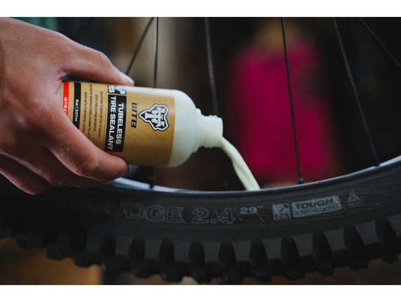 WTB TCS Tubeless Tire Sealant 128oz/3.8L