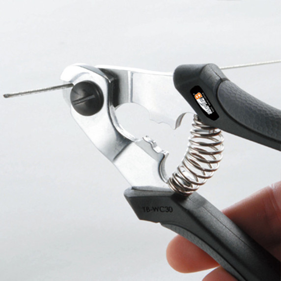 Super B Professional Cable and Housing Cutter