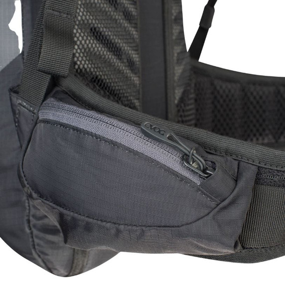 EVOC Fr Lite Race 10L Carbon Grey/Black Backpack Med/Lge