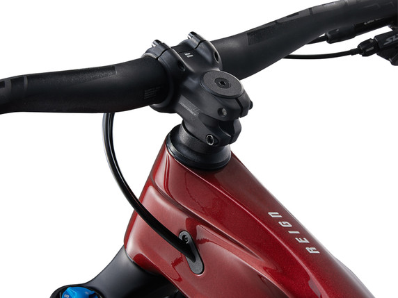 Giant 2024 Reign Adv 2 Sangria Carbon