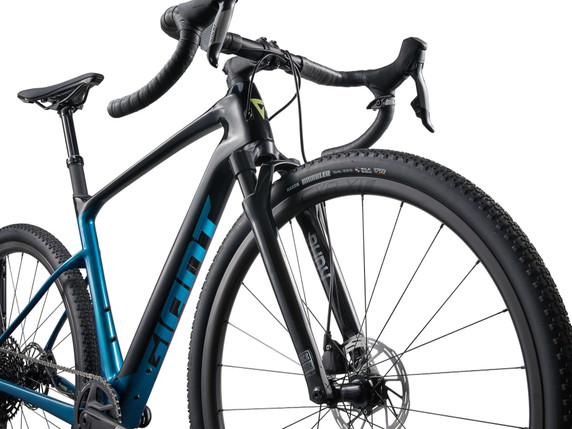 Giant 2024 Revolt X Adv Pro Sea Sparkle Gravel Bike