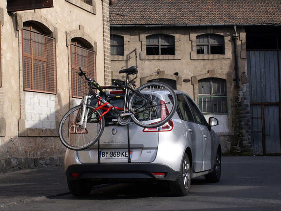 Buzzrack Mozzquito 3 Trunk Bike Rack - 3 Bike