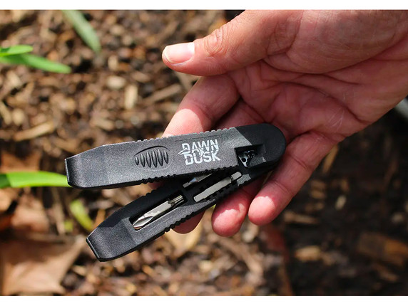 Dawn to Dusk Socket Lever Set Multi Tool