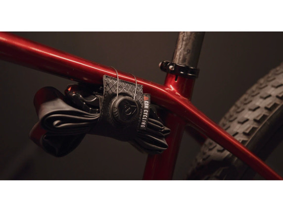 KOM Frame Tubestrap with ATOP Dial