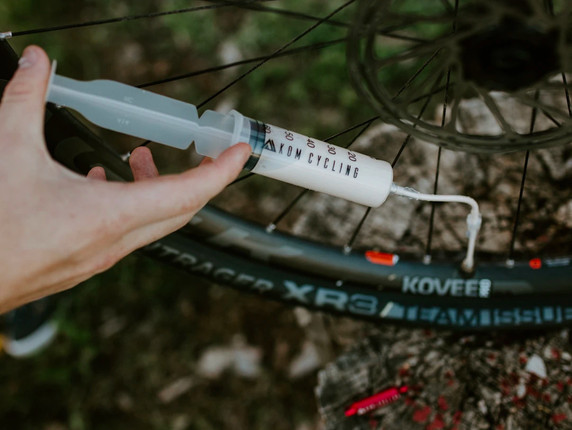 KOM Tubeless Sealant Injector