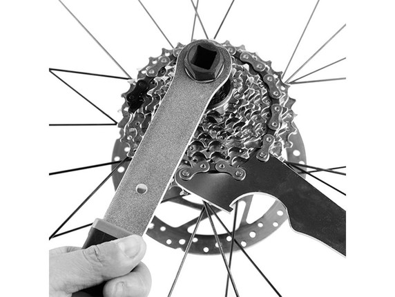 Super B Premium TB-FW10 Freewheel Turner and Sprocket Removal Tool