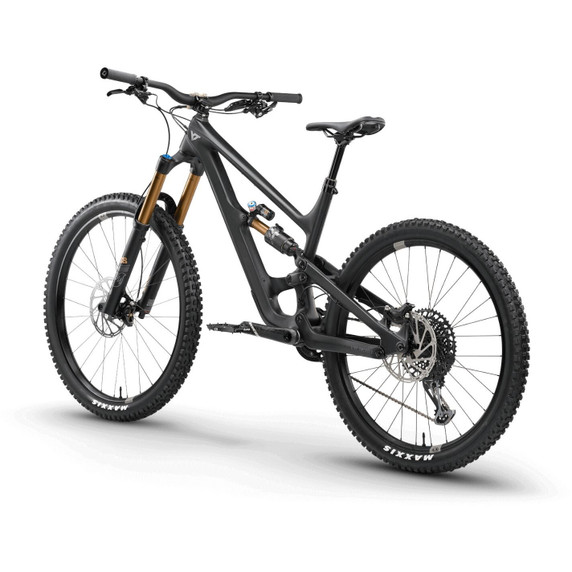 YT Capra Core 4 29" Carbon Black MTB Medium