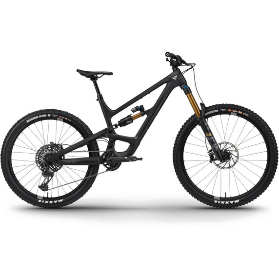 YT Capra Core 4 29" Carbon Black MTB Medium