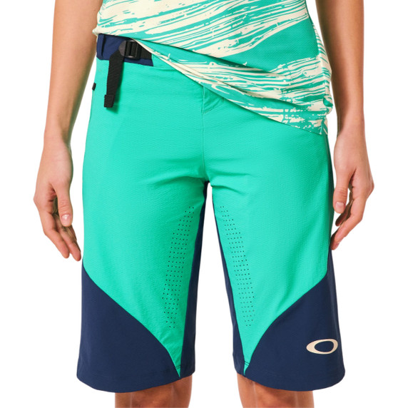 Oakley Womens Seeker Airline Shorts Green/Blue