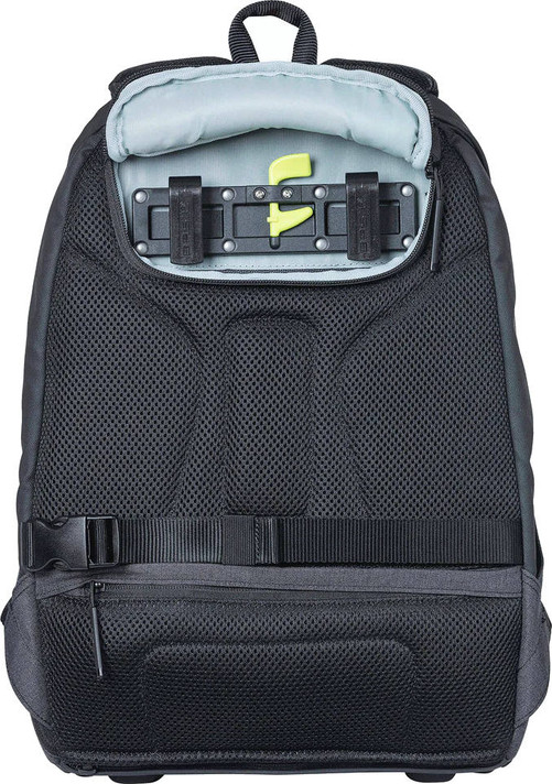 Basil B-Safe Commuter 13L Nordlicht Womens Backpack Black