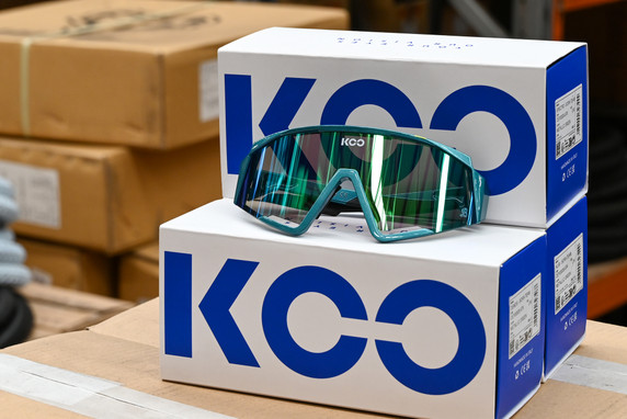 KOO Spectro Sunglasses BORA Metallic Green Green MR Lens