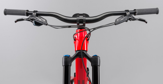 YT Capra Core 3 29in Carbon Lava Red MTB