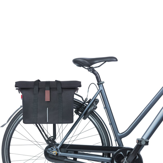 Basil City Handbag KF/Hook 8-11L Black