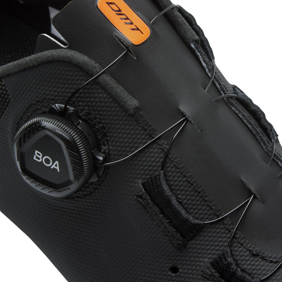 DMT KR4 Black Road Shoes
