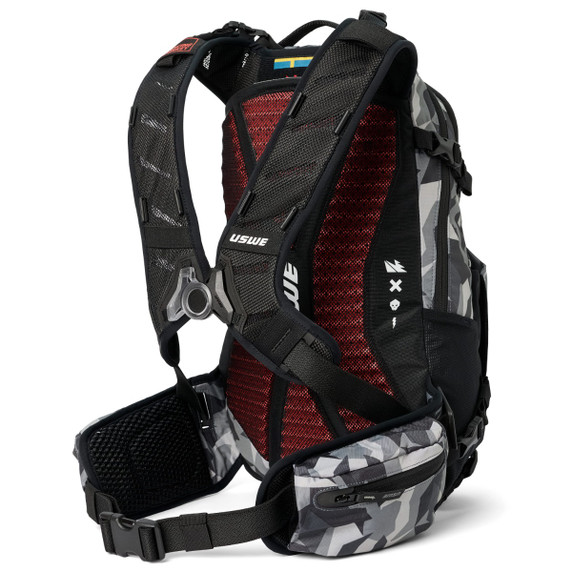 USWE Shred 16L MTB Camo/Black Daypack