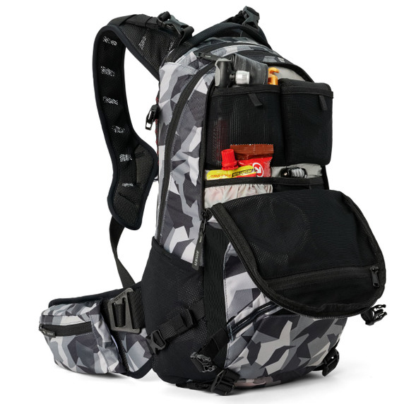 USWE Shred 16L MTB Camo/Black Daypack