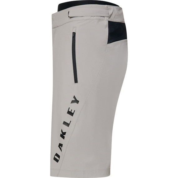 Oakley Free Ride Lined Short Cement