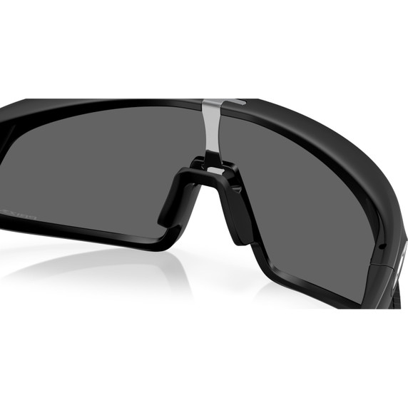 Oakley RSLV Matte Black W/Prizm Black Lens