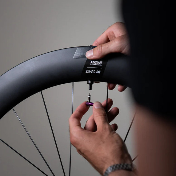 Dynamic Bike Care Barkeeper Tubeless Valves Kit Black
