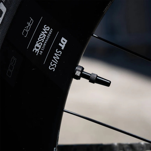 Dynamic Bike Care Barkeeper Tubeless Valves Kit Black