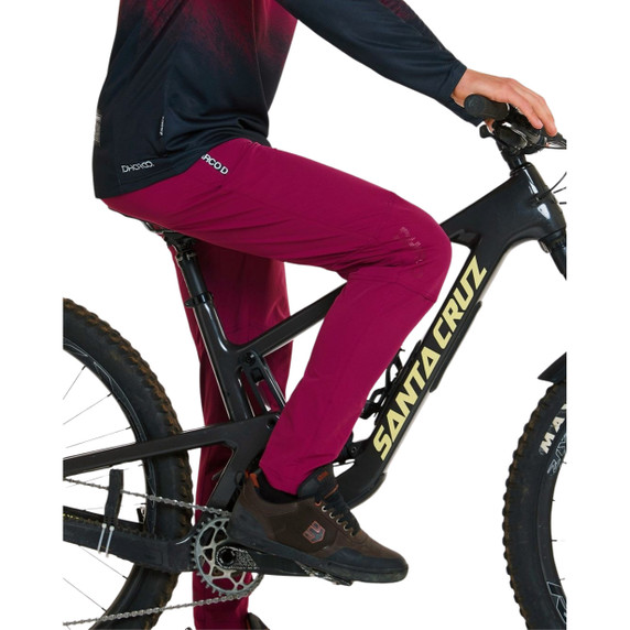 DHaRCO Mens Gravity Pants Sangria