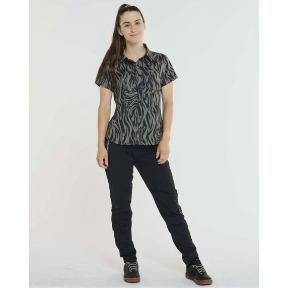 DHaRCO Womens Tech Party Shirt Cypress