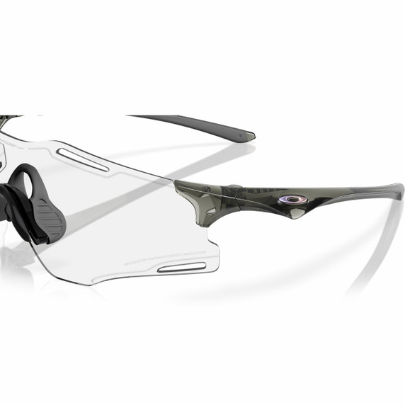 Oakley Cybr Zero Black W/ Clear To Black Iridium Photochromic Lens