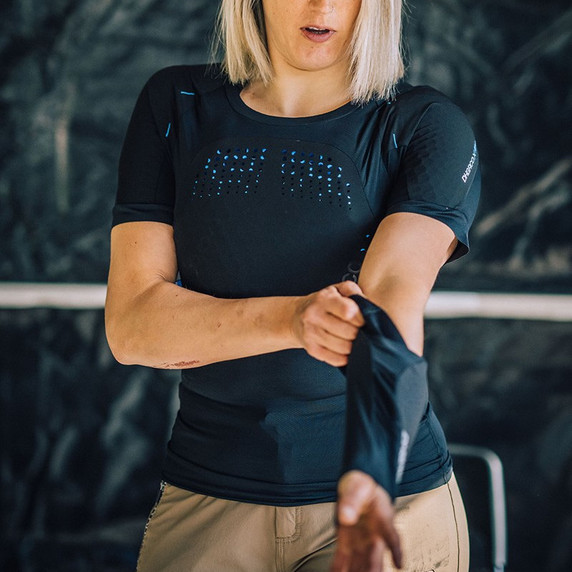 DHaRCO Womens Short Sleeve Body Armour - Black