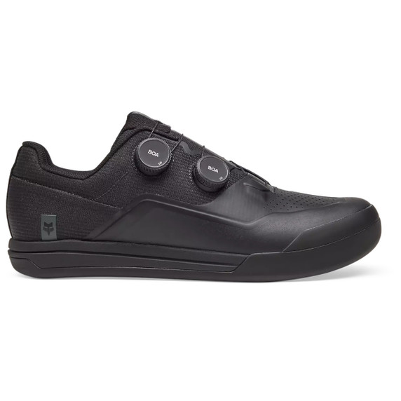 Black mountain bike shoe with BOA retention system