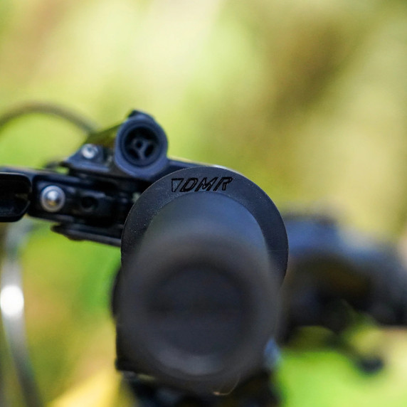 DMR Gridlock Grips