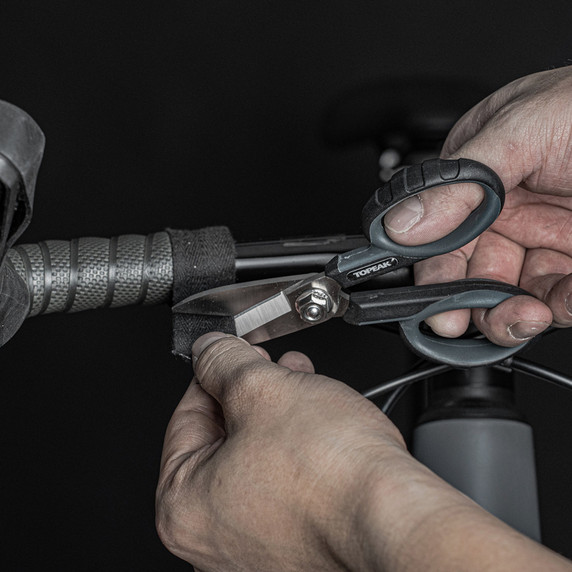 Topeak 5-1/2" Electrician's Shears