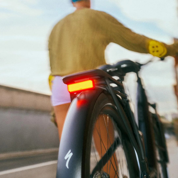 Knog Blinder E RH-StVZO 25 Lumens Rear Light