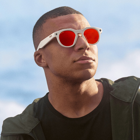 Oakley Meta HSTN Warm Grey with Prizm Ruby Lens