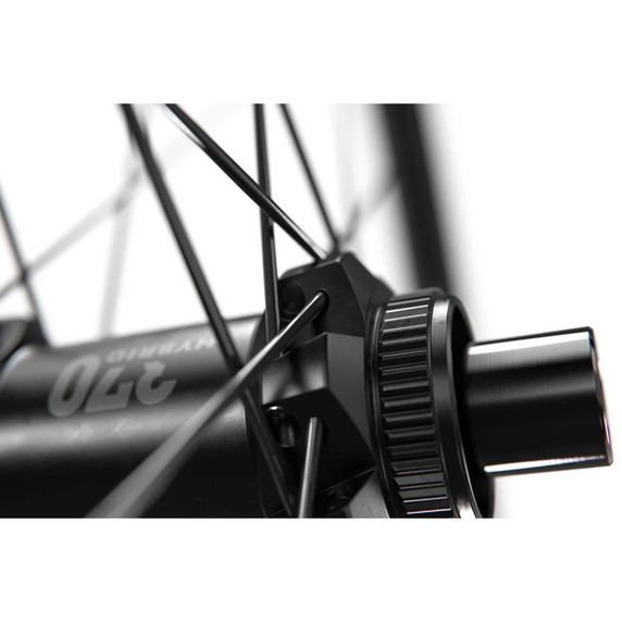 DT Swiss HU1900 Spline 29" Centrelock Front Wheel