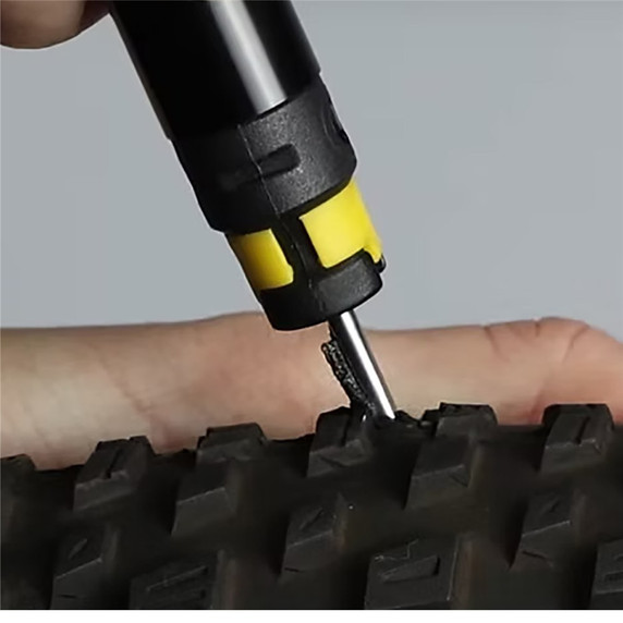 Ryder In Bar Groove Tool W/Chain Breaker