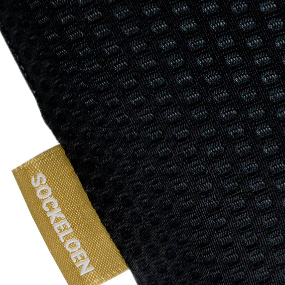 Sockeloen Aero Arm Cover Black
